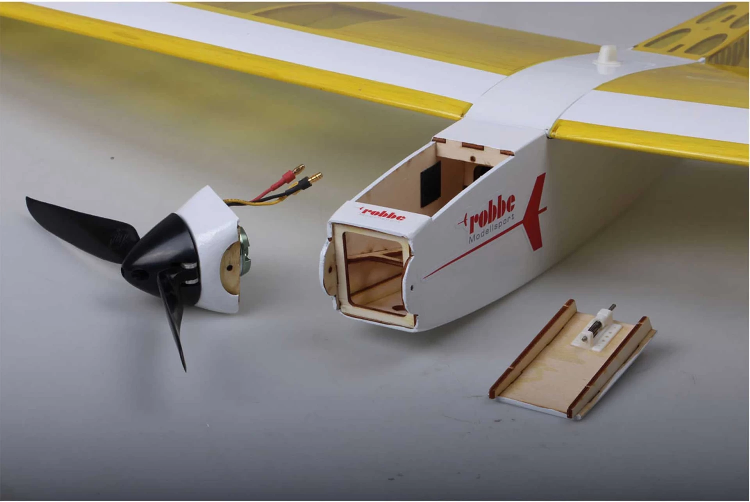 Robbe Modellsport PRIMO Q HOLZBAUSATZ "MADE IN GERMANY" 4 Robbe Modellsport PRIMO Q HOLZBAUSATZ "MADE IN GERMANY" - Image 4