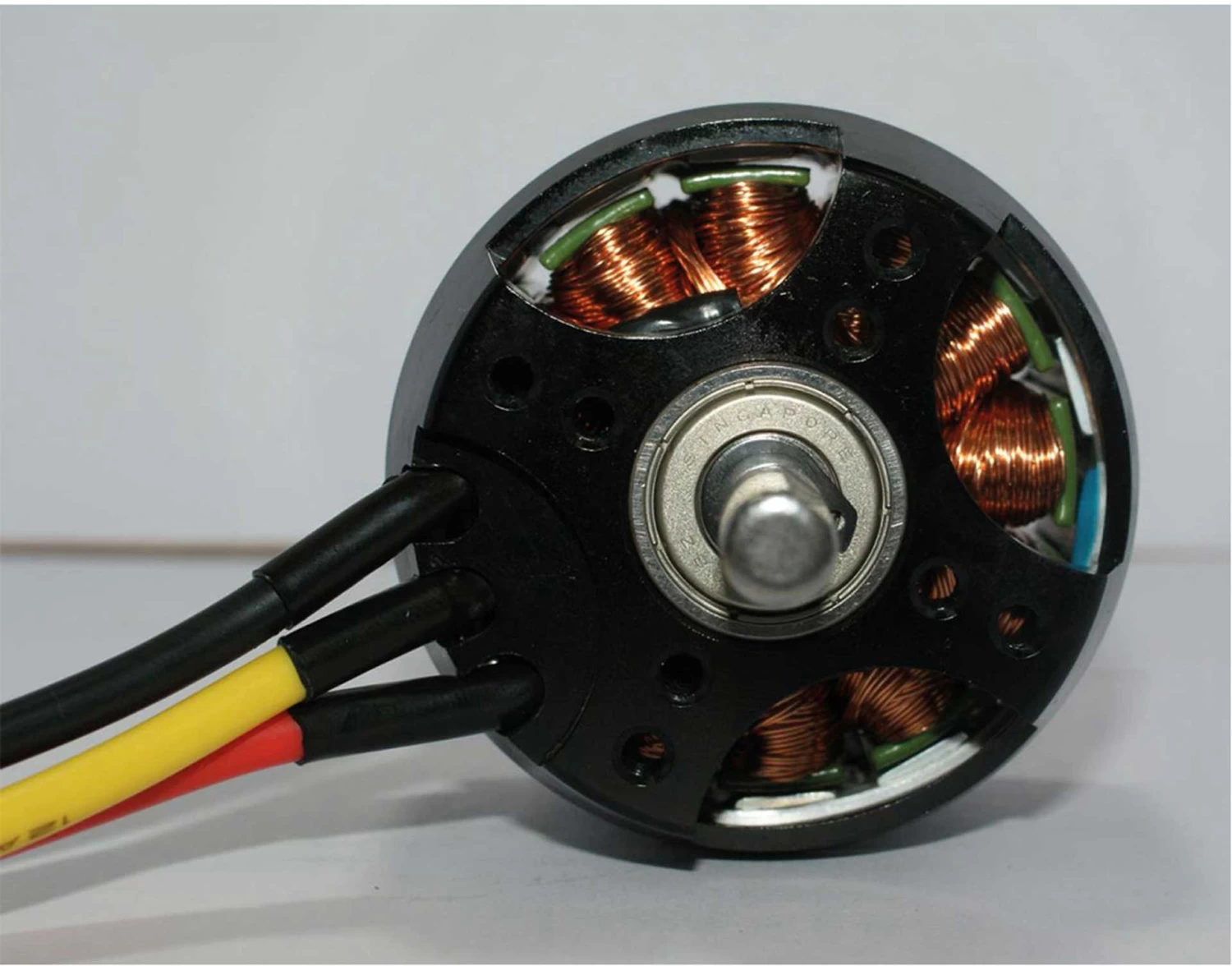 Robbe Modellsport RO-POWER TORQUE 6359 350 K/V Brushless Motor 5 Robbe Modellsport RO-POWER TORQUE 6359 350 K/V Brushless Motor - Image 5