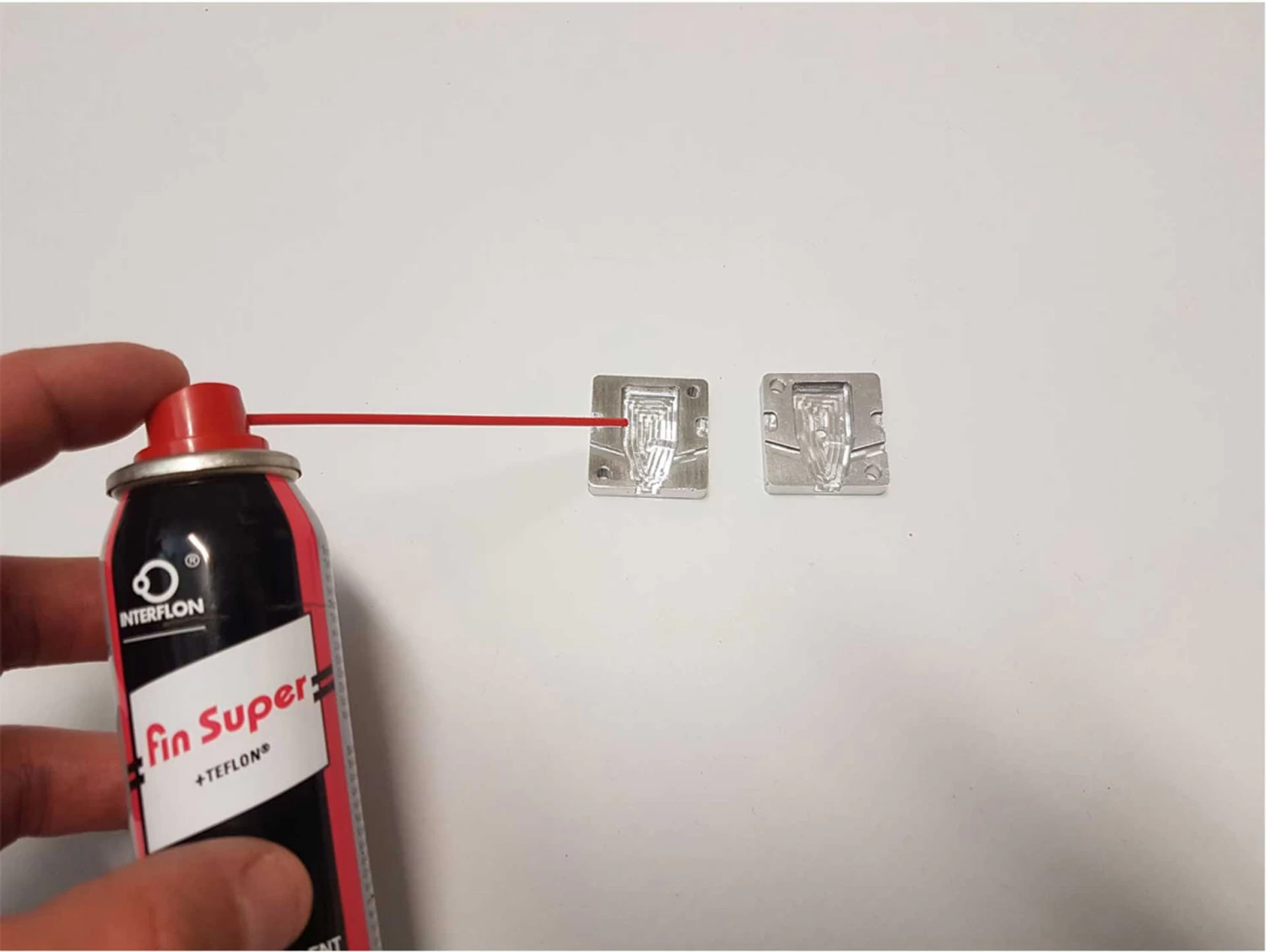 Robbe Modellsport CNC GIEßFORM ALU MPX STECKER 6-POL 2 Robbe Modellsport CNC GIEßFORM ALU MPX STECKER 6-POL - Image 2