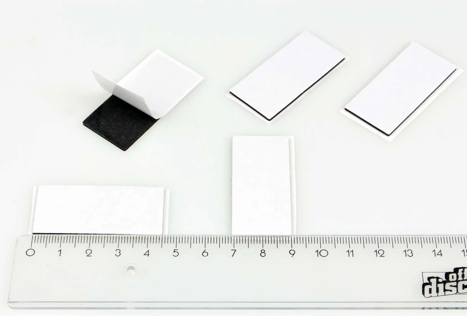 GRAUPNER Doppelklebeband 1mm Dämpfend 5Stk. 45x21mm GR-18.... 3 GRAUPNER Doppelklebeband 1mm Dämpfend 5Stk. 45x21mm GR-18.... - Image 3